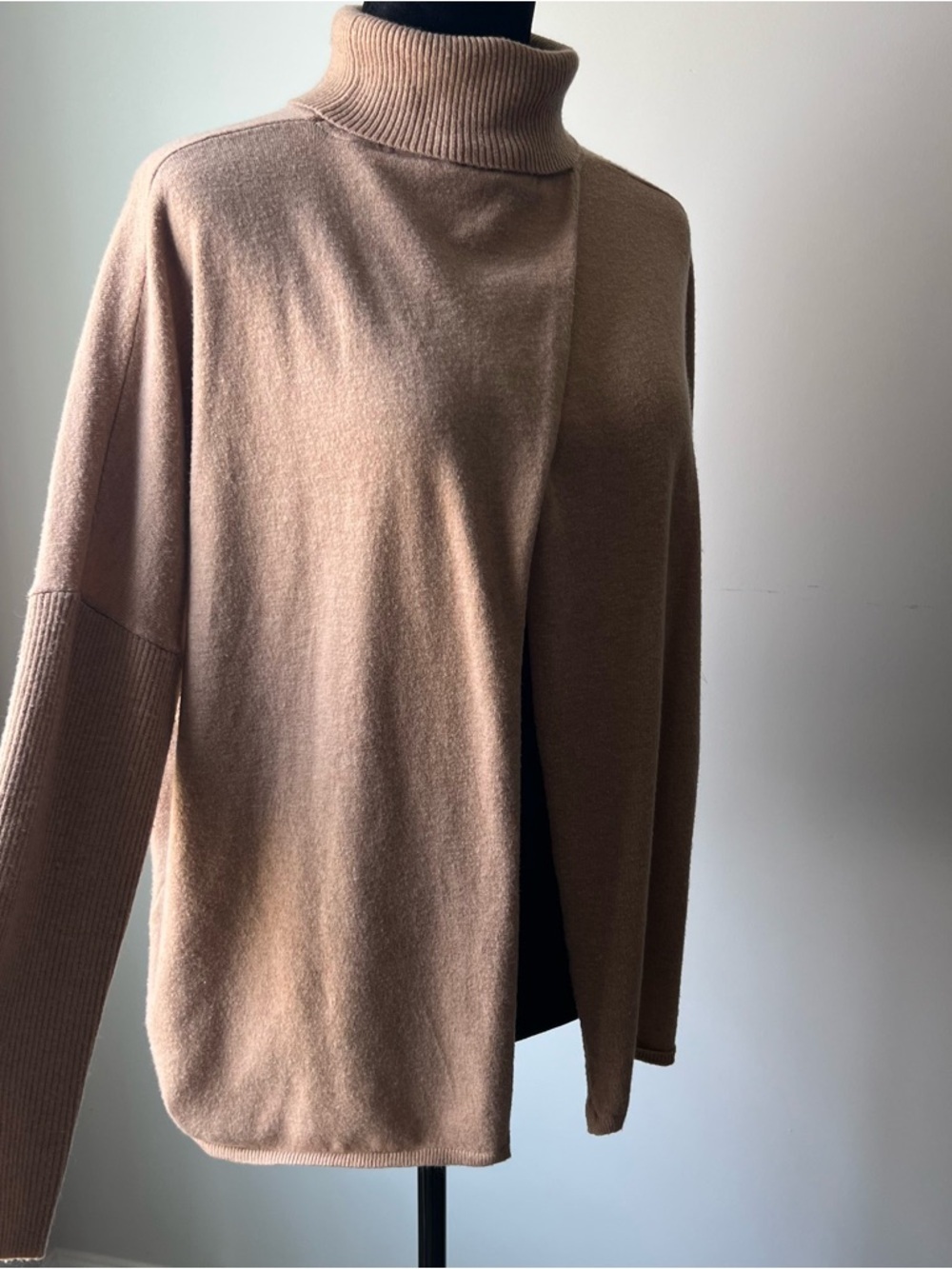 Women’s Camel Turtleneck Cape Sweater - M/L - Picture 4 of 8